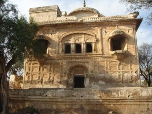 Gurudwara Bhai Bannu at Mangat, Distt Mandi Bahauddin